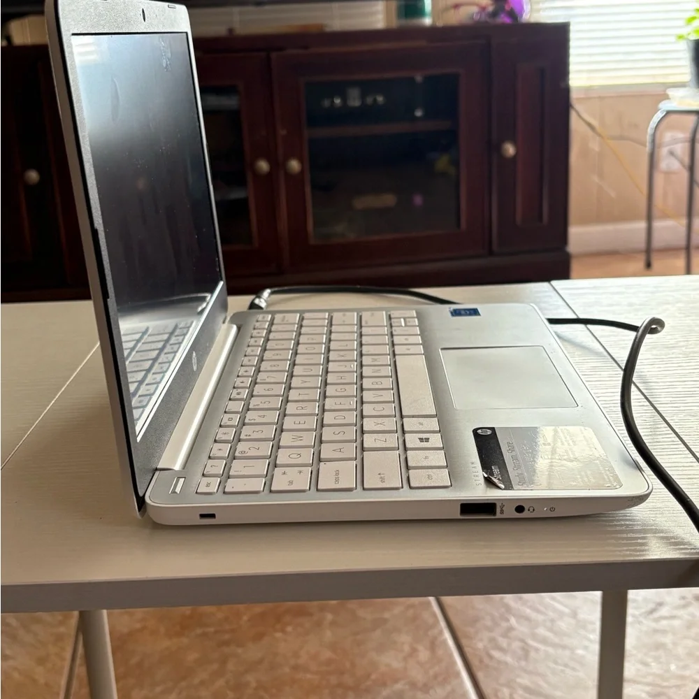 HP Stream Diamond White 11.6inch